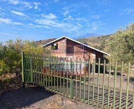 Terreno con rustico - Calatabiano