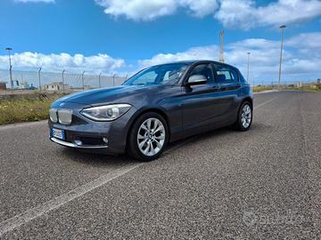BMW Serie 1 F20 1118d Urban - 2012 