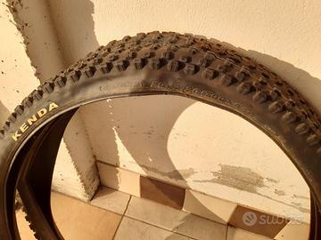 Copertoni MTB Kenda Nevegal 29x2.20 camera usati