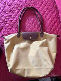 Longchamp Le Pliage M giallo senape