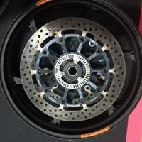 cerchi oz modello gas 6 razze bmw s 1000 rr 19  25