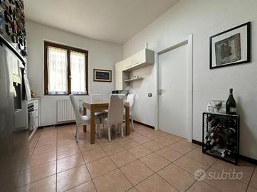 2 LOCALI A AGNADELLO