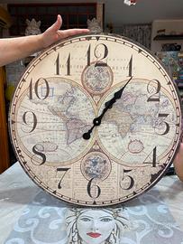 Grande orologio da parete vintage con mappamondo..