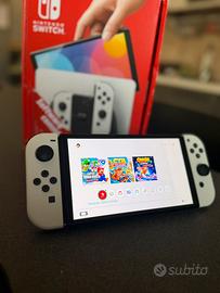 Nintendo switch  oled ,bianco