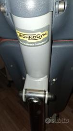 panca palestra technogym