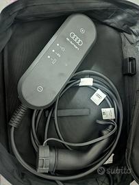 Audi e-tron Compact: Kit Ricarica 11kW + Borsa