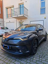 Toyota c-hr - 2019