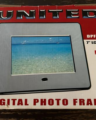 Digital photo frame United
