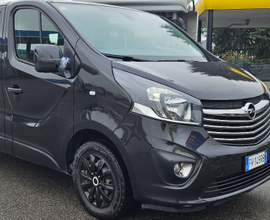 Opel vivaro 2019 9 posti passo lungo