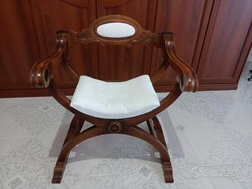 N°2 poltroncine vintage in legno massiccio 