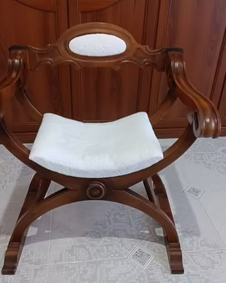 N°2 poltroncine vintage in legno massiccio 