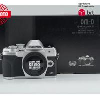 Olympus OM-D E-M10 IV