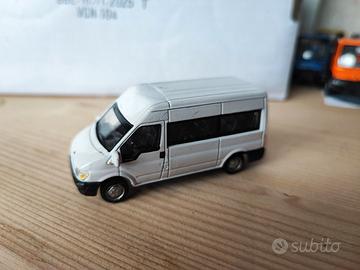 Ford Transit 1/72