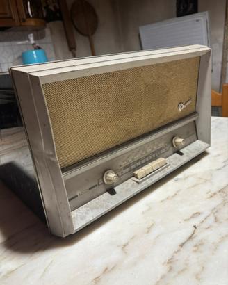 Vecchia a radio giradischi epoca