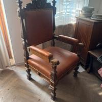 Antica plotrona sedia trono