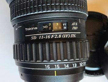 Tokina 11 16 f.2,8 attacco nikon