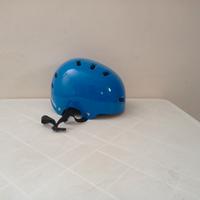 casco per biciclette e monopattini 