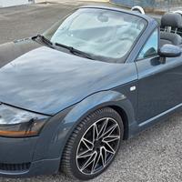 Audi TT Roadster 1.8 T 20V 150 CV cat