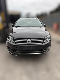 VOLKSWAGEN PASSAT 2013