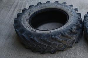 1 gomma 10.5.18 per pala gommata o bob cat