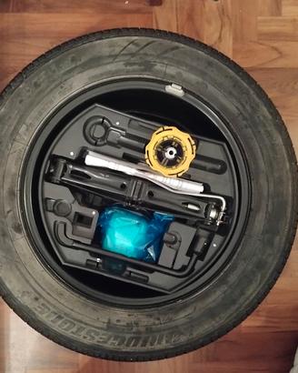 Ruotino con attrezzi BRIDGESTONE 185/65 R15 88Y