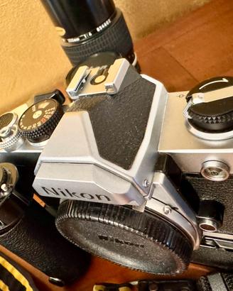 Macchina Reflex Nikon FM + 4 Obbiettivi serie AI