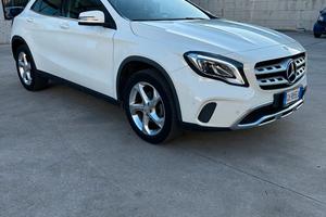 Mercedes GLA 1.6 SPORT