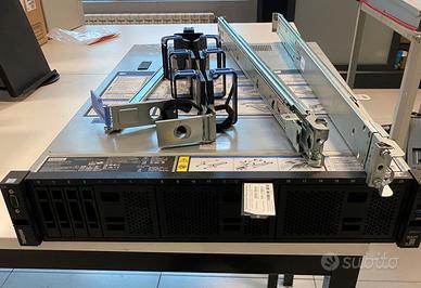 2 server + storage san completa di 11 HD da 600gb