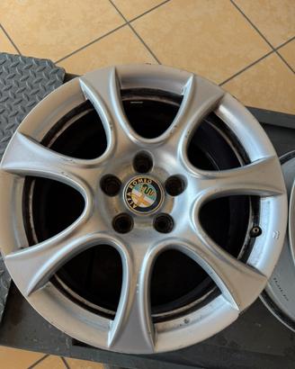 Cerchi alfa romeo giulietta da 16 pollici