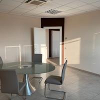 KARE Design Tavolo ovale in cristallo