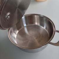 pentola Tupperware acciaio inox con coperchio 