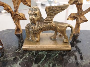 Calamaio antico in marmo verde e ottone dorato