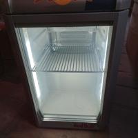 Frigorifero Red Bull