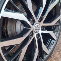 4 cerchi da 19 pollici VW golf 7 gtd