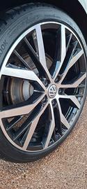 4 cerchi da 19 pollici VW golf 7 gtd