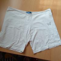 Pantaloncini corti bianchi da donna 