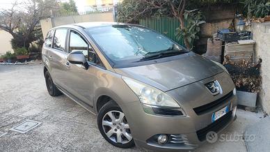 Peugeot 5008 Hdi 112 cv Premium