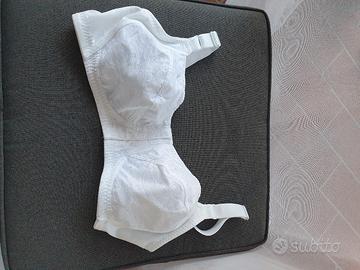 Reggiseno bianco tg.6 