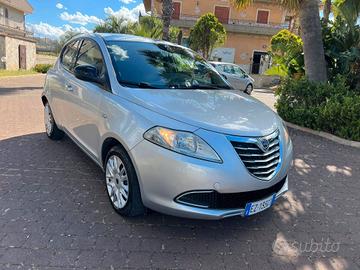 Lancia Ypsilon 1.3 MJT 16V 95 CV 5 porte S&S Elle