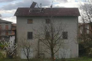 Immobile in asta di 188 m² con più di 5 locali e b