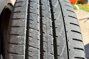 Pirelli 225 40 19