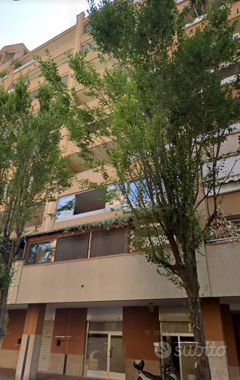 Immobile di 193 m² a Milano - Vista 2