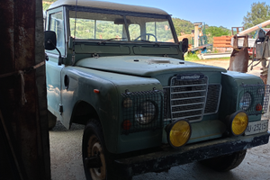 Land Rover 88