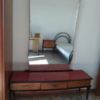 Specchiera con mobile anni 70