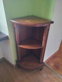 Mobiletto angoliera in legno