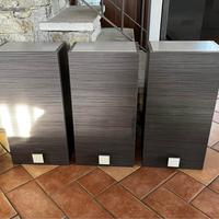 Mobili bagno sospesi, tre mobiletti e uno specchio