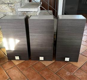 Mobili bagno sospesi, tre mobiletti e uno specchio