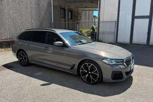 BMW 520d xDrive Touring Unico Proprietario Full