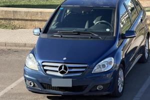 Mercedes B 180 pochissimi km