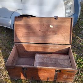 baule antico in legno di noce nazionale 